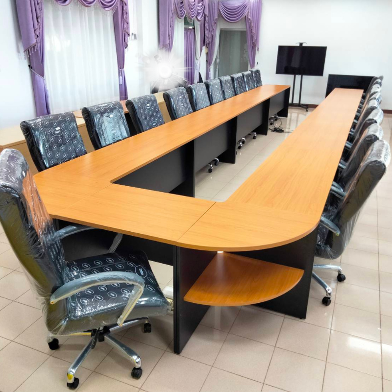 โต๊ะประชุม (111)